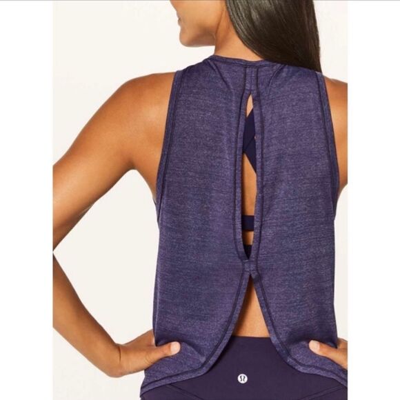 Lululemon Twist & Reach Tank
Heathered Aeon - Picture 6 of 11